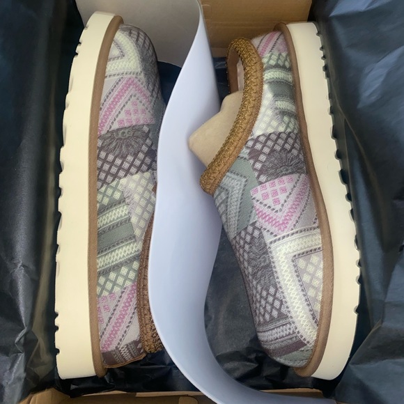 UGG Tasman Taz Sah Slippers